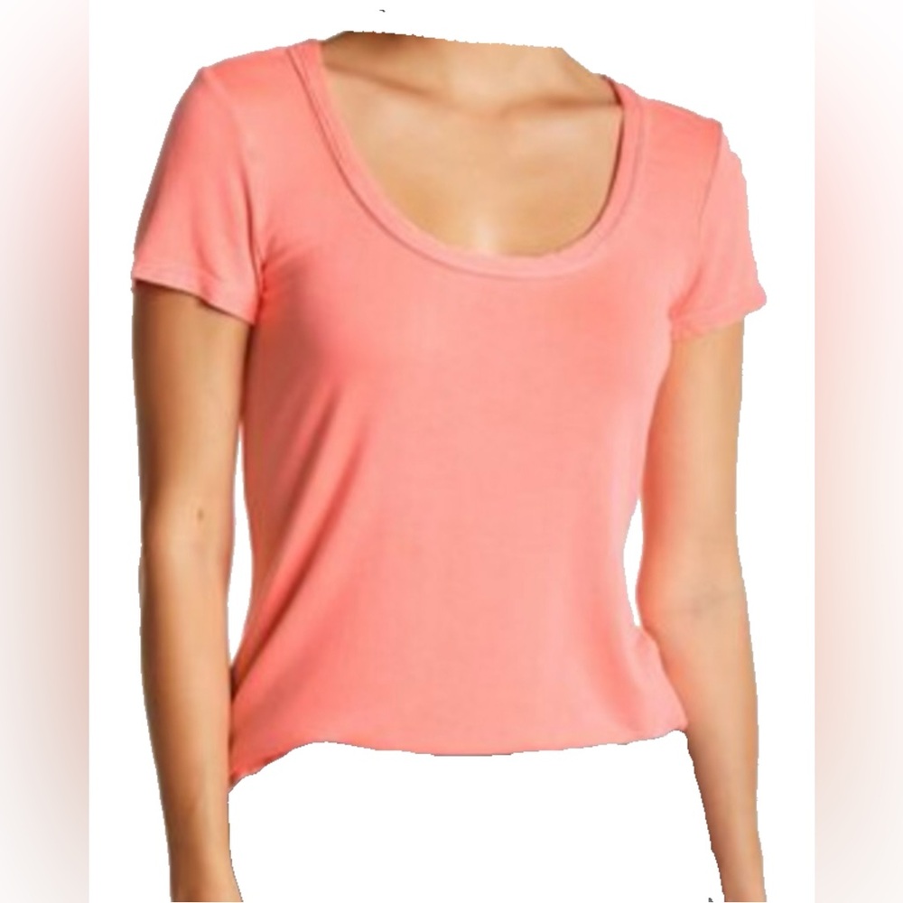 Trina Turk Recreation Cutout Back Tee – Melon Pink, Size M, NWT $66